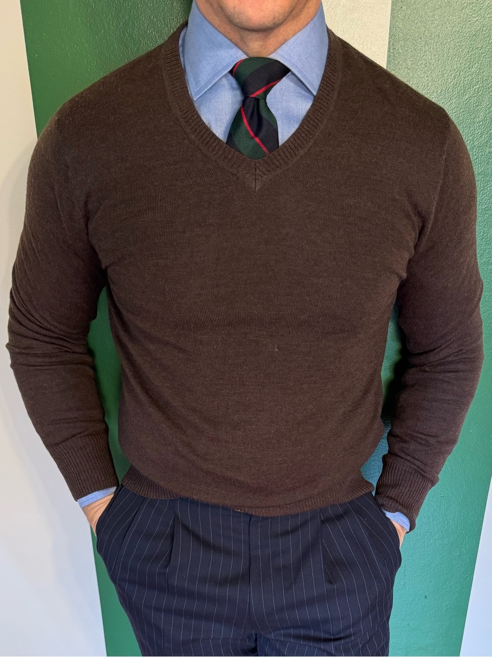 Banana Republic Men's Dark Brown Wool V-Neck Sweater